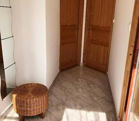 Apartment Balatonfenyves בית נופש