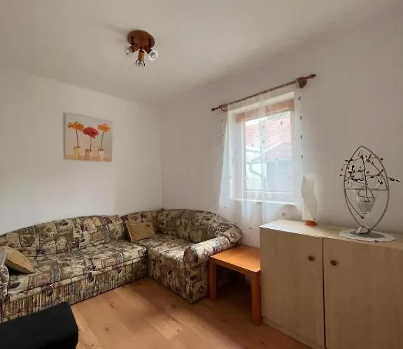 בית נופש Apartment Balatonfenyves